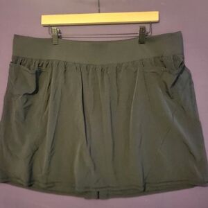 Livi Active Black Wicking Skort. Plus Size 22/24